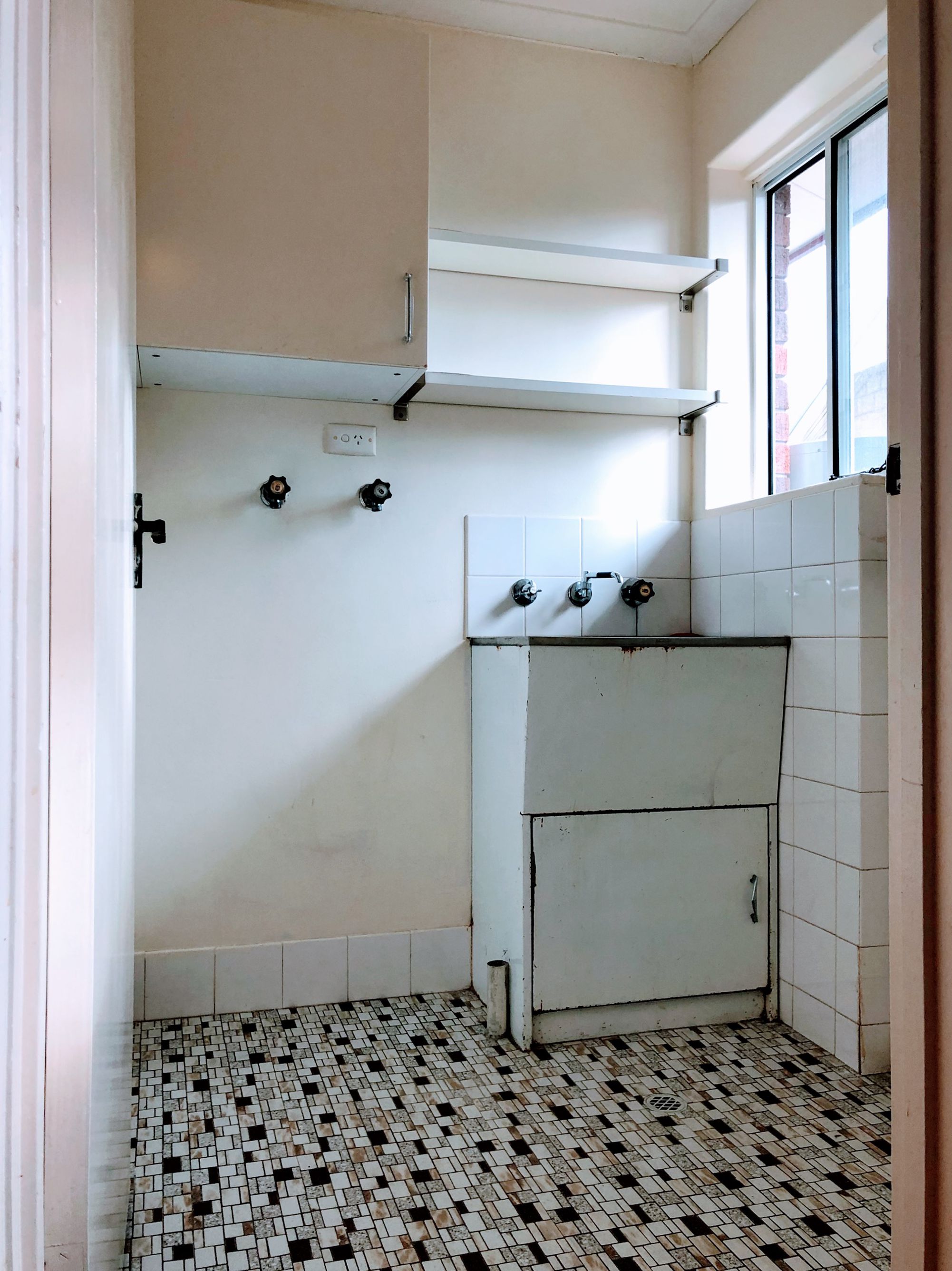 2 / 2 Fashoda Street, Hyde Park