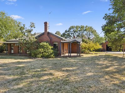 8 Saleyard Road, Avenel