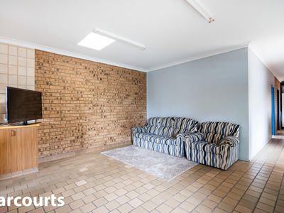 89 Kings Point Drive, Kings Point