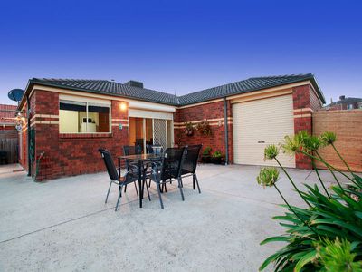 61 Bella Crescent, Hallam