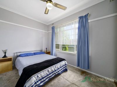 24 Simmonds Street, Mount Beauty