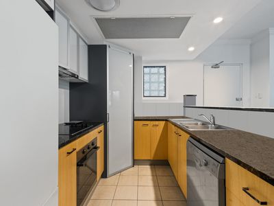 9 / 165 Main Street, Kangaroo Point