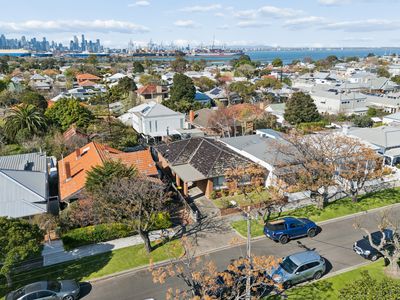 14 Latrobe Street, Newport