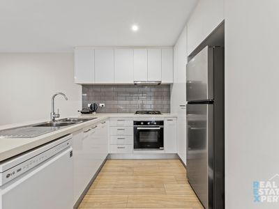 2 Sunshine Court, Hampton Park