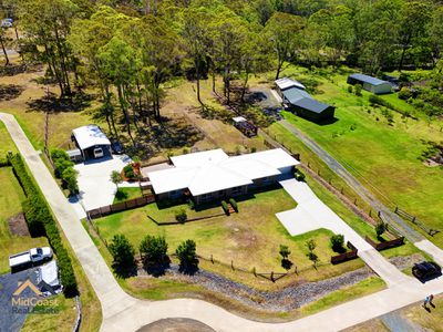 8 Brumby Close, Hallidays Point