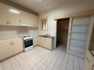 12 Scotsburn Grove, Werribee