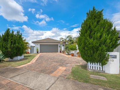13 Ben Dally Drive, Helensvale