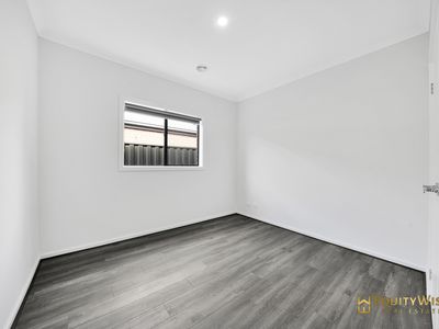 14 Langford Street, Werribee