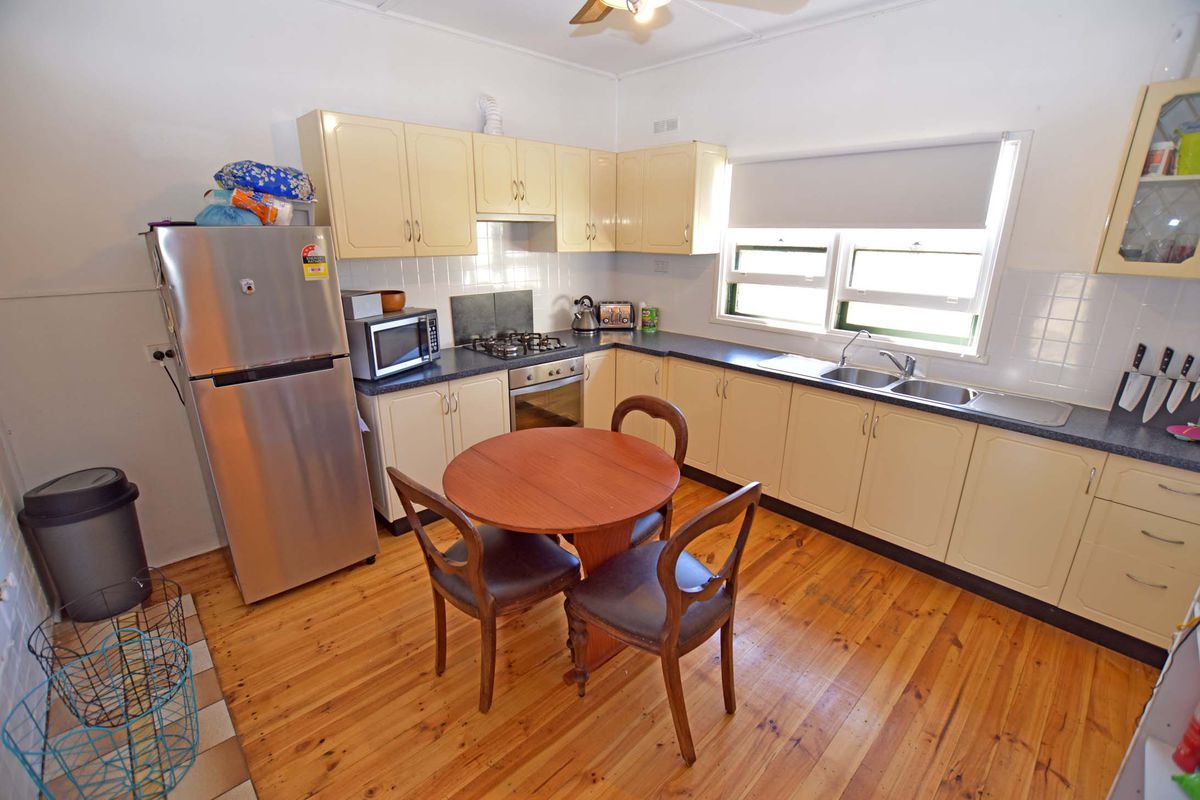 54 Lake Road, Kyabram