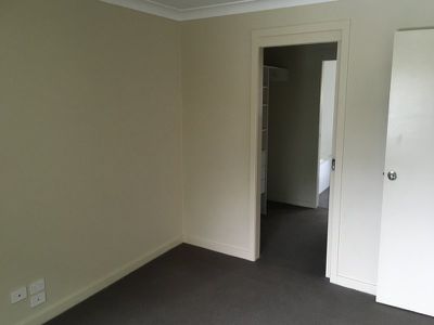 3 / 22 Peterborough Avenue, Lake Illawarra