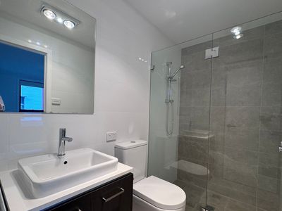 5 Calamvale Glade, Riverstone