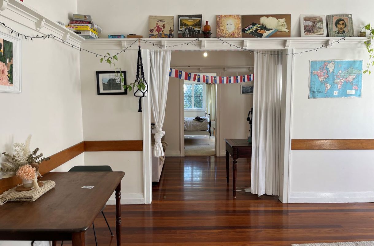 Rent Stella Property Trust