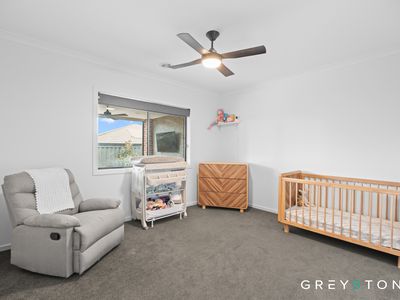 5 Nebula Court, Fraser Rise