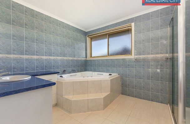 110 McPherson Boulevard, Roxburgh Park
