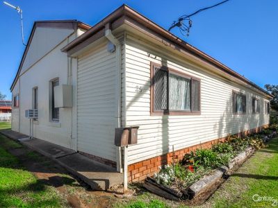 25 Macleay Street, Dubbo