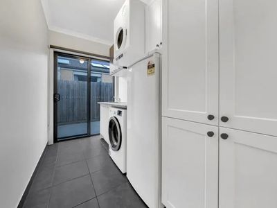 12 Atherton Way, Cranbourne West