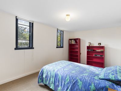 16 Ingram Street, South Hobart