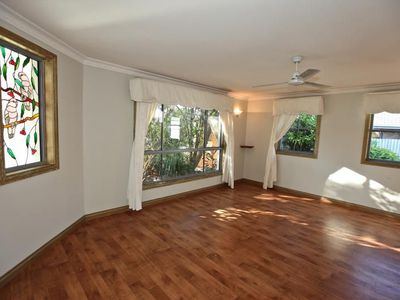 10 Bangalow Close, Clinton