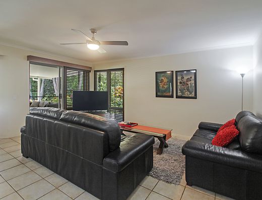 Family home in quiet cul-de-sac (Wheelchair friendly) image 11