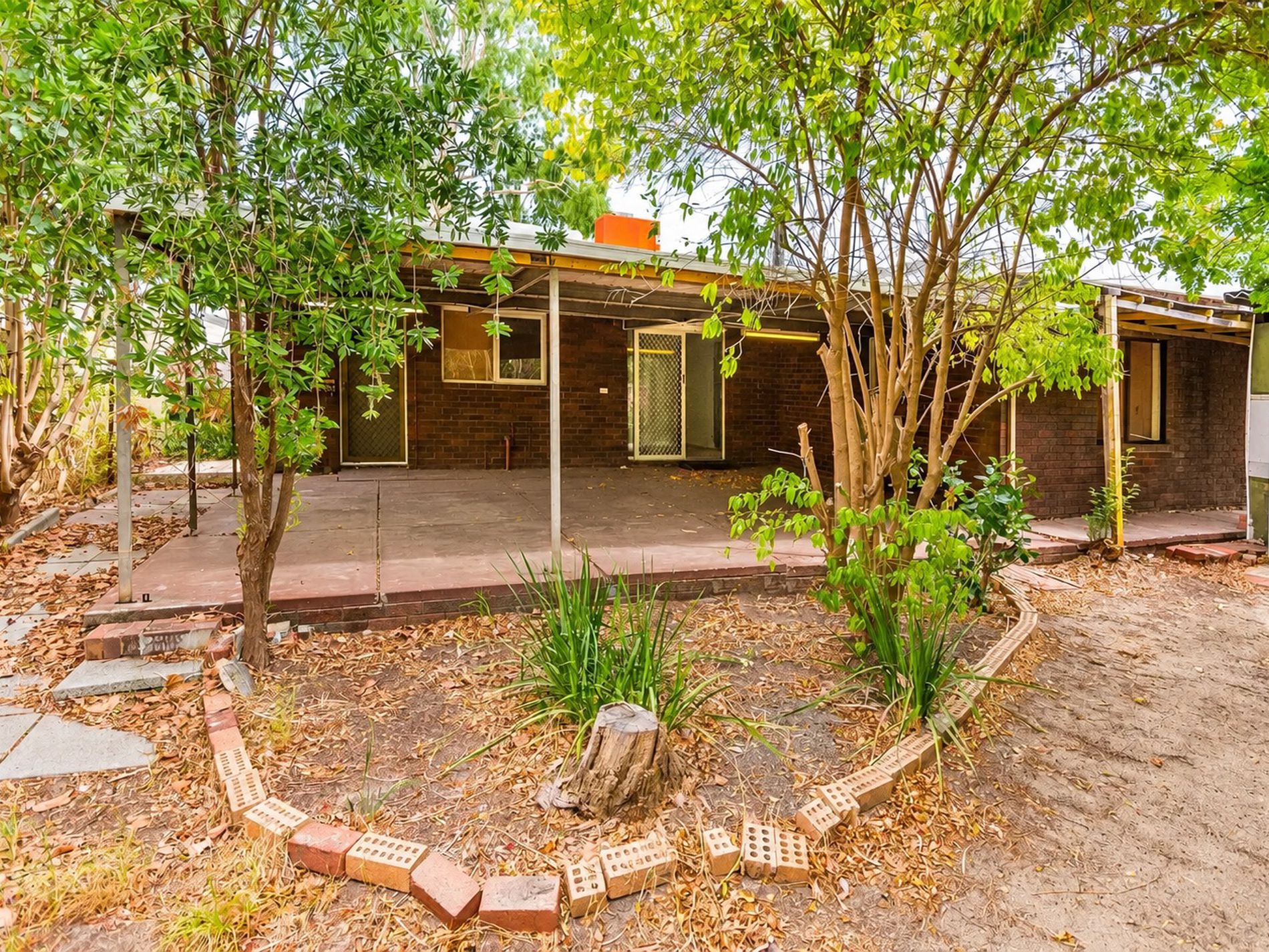 52 Charles Street, Midland