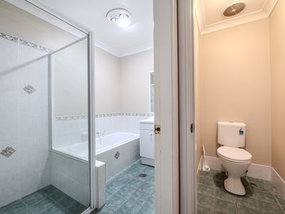 2 / 15 Bedford Avenue, Dubbo