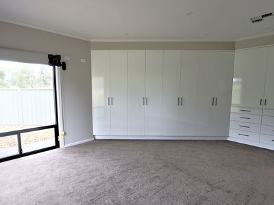 38 Saint Andrews Drive, Worrolong