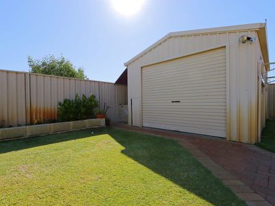 13 Blakemore Retreat, Huntingdale