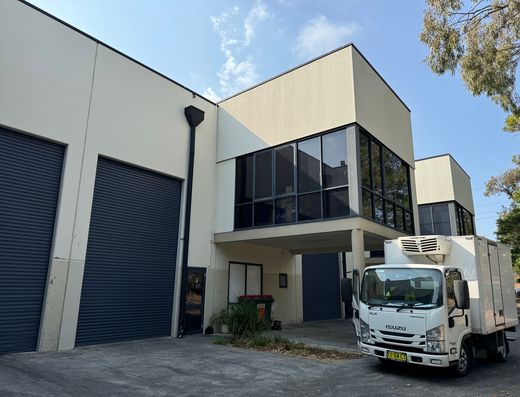 Modern High Clearance Warehouse