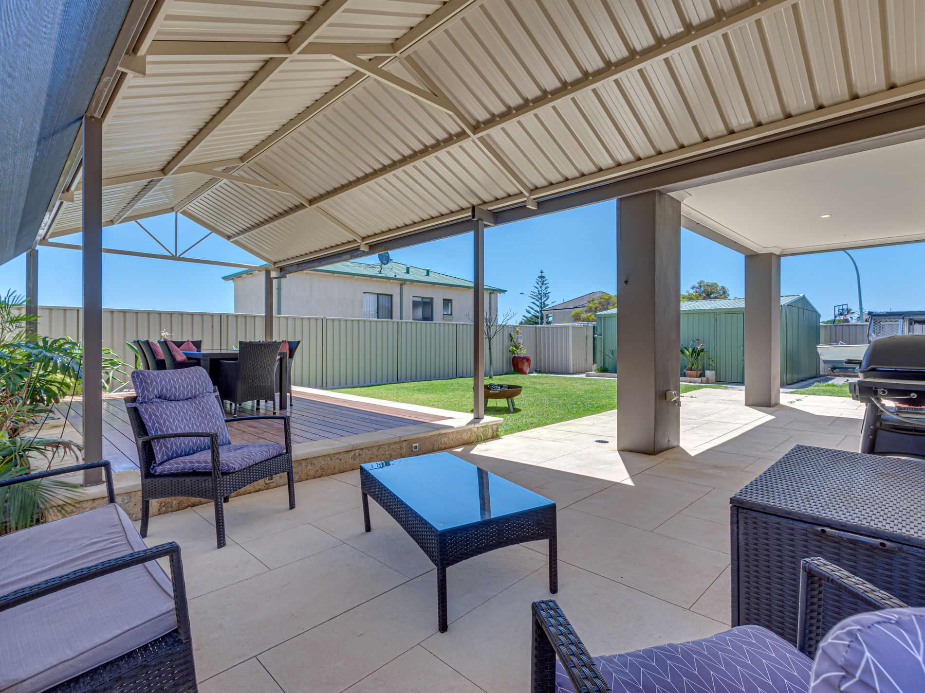 25 Flagtail Outlook, Yanchep