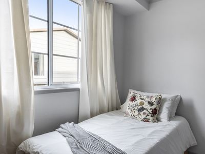 16 Thistleton Drive, Burrill Lake