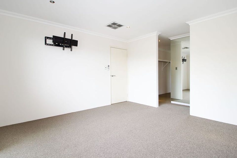 22 Searchers Crescent , Baldivis