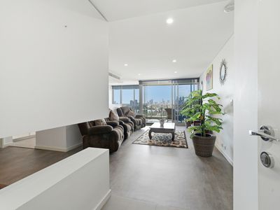 1401 / 30 The Circus, Burswood