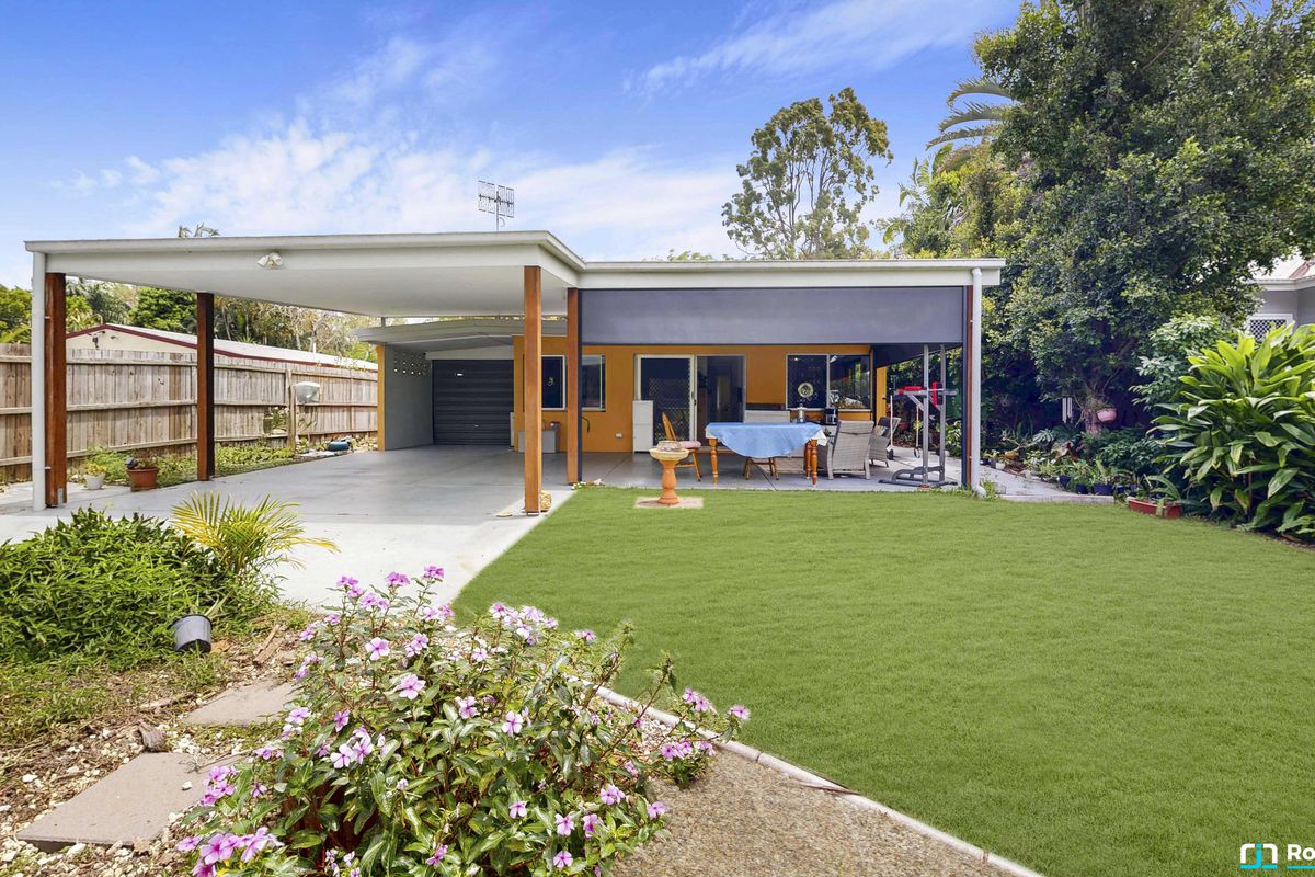 22 Pines Avenue, Cooroibah