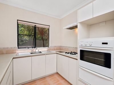 4 / 39 Calais Road, Scarborough