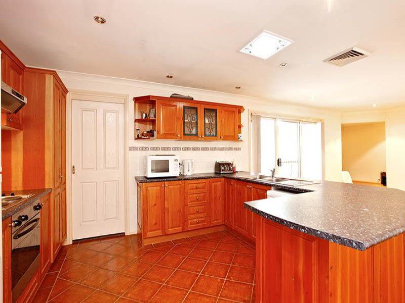 33 Galloway Cres, St Andrews