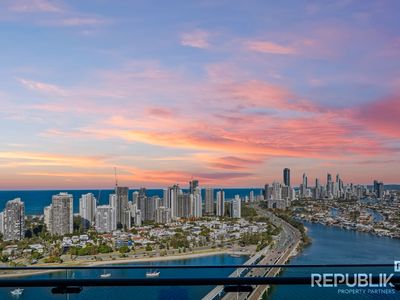3410 / 2 Como Crescent, Southport