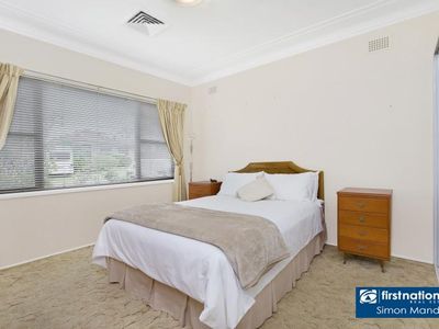 7 Omaru Avenue, Miranda