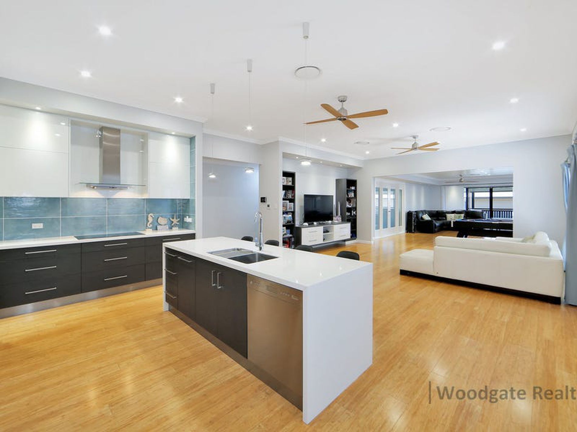 14 Hibiscus Ct, Woodgate