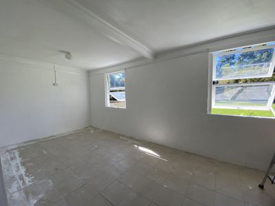 6 Royal Avenue, South Golden Beach