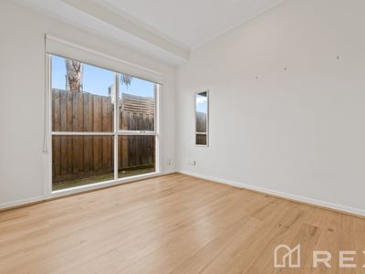 63 Hoysted Avenue, Cranbourne North
