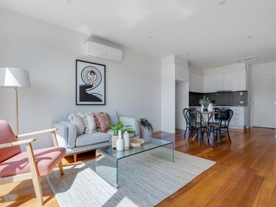 6 / 166 Waterloo Road, Oak Park