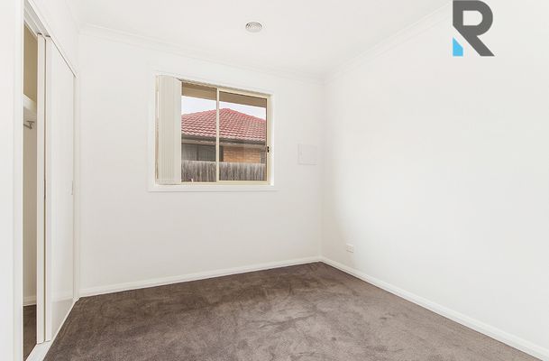 2 / 6 Blackwood Street, Lalor