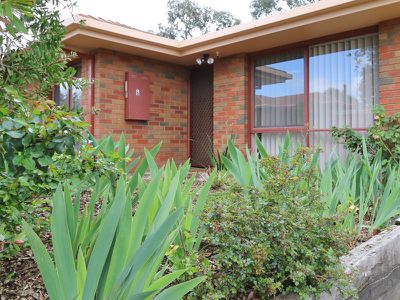 5 / 11 Club Court, Mansfield