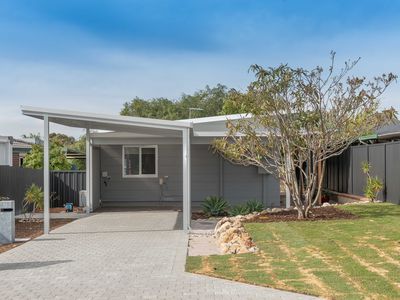 2 Caprice Place, Heathridge