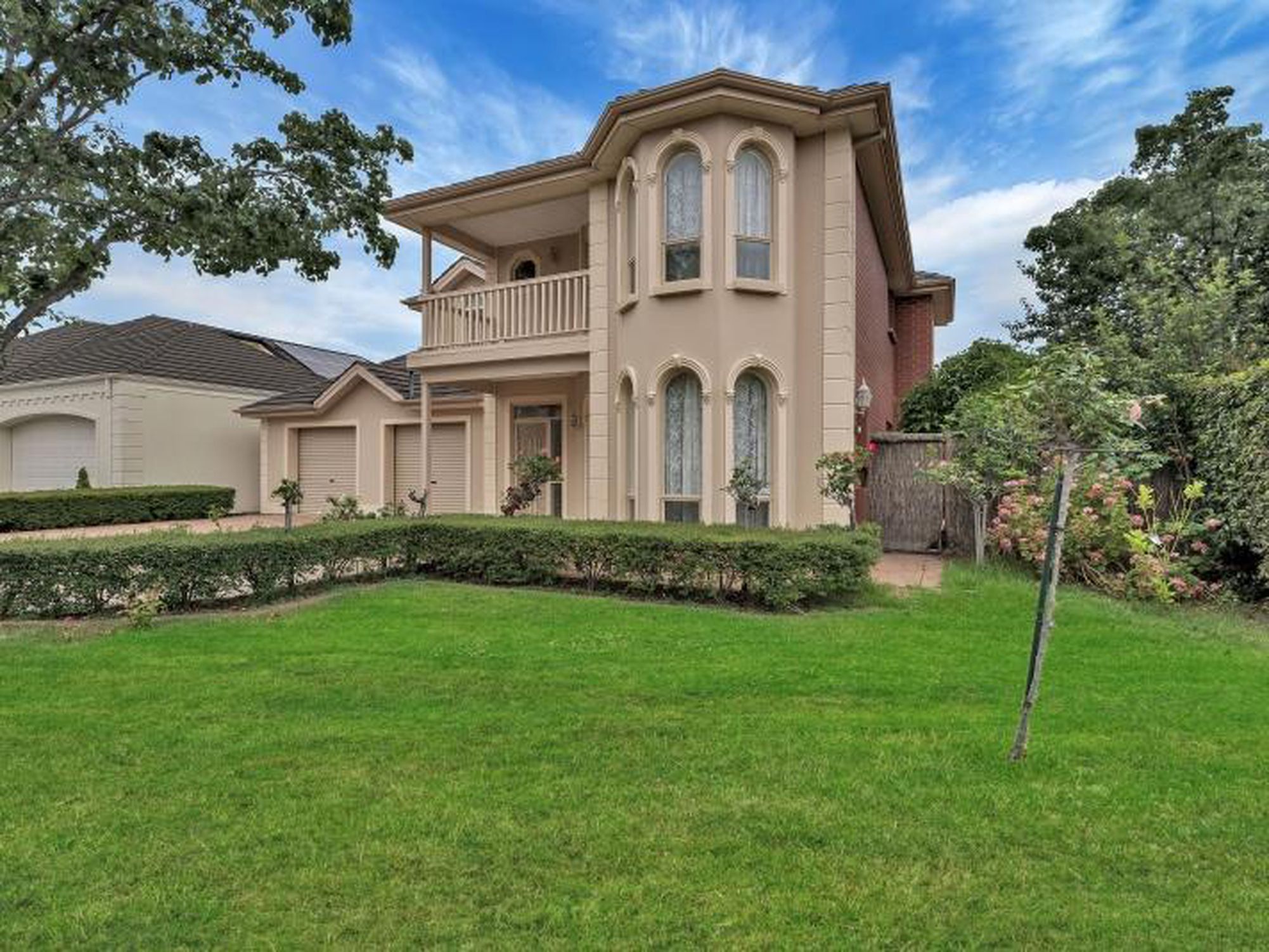 8 Alexander Court, Novar Gardens