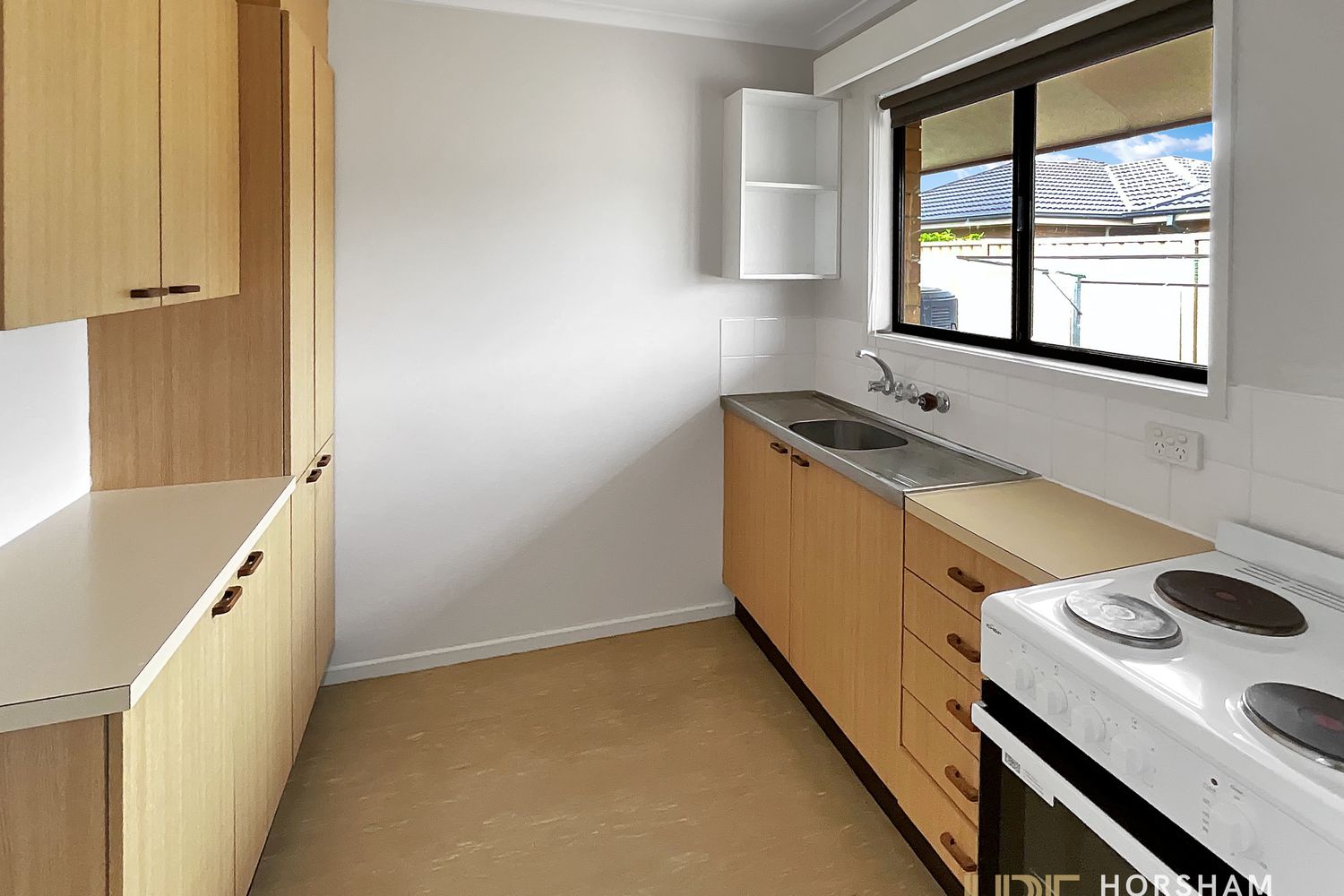 13 Shalom Place, Horsham