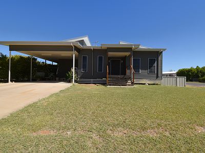 17 TEAL STREET, Longreach