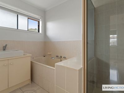 36 Tarcoola Avenue, Meadow Heights