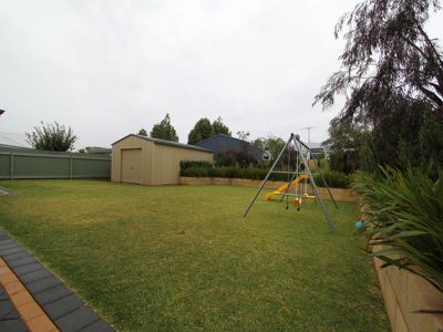 44 Longmore Parade, Broadwood