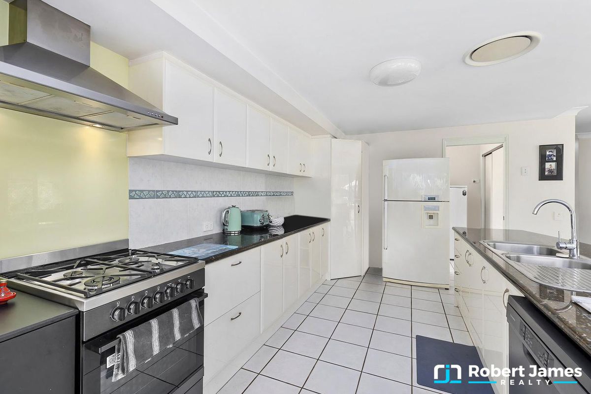 3 Bloodwood Place, Cooroibah